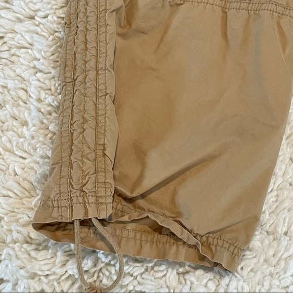 Eastern Mountain Sports Womens Size 8 Hiking Capri Pants Zipper Pockets Mustard - Picture 7 of 9